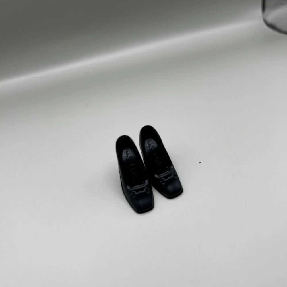 🖤Barbie BLACK Closed Toe Heels Pumps Shoes‎ Vintage China🖤